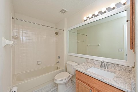 House in Lakewood Ranch, Florida 2 bedrooms, 152.17 sq.m. № 1877457 - photo 26