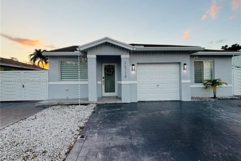 Casa en venta en Homestead, Florida, 4 dormitorios, 126.07 m2 № 1998483 - foto 19
