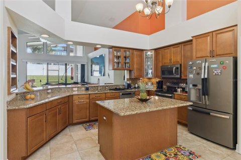 House in Lakeland, Florida 4 bedrooms, 243.87 sq.m. № 2259074 - photo 8