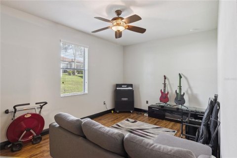 House in Lakeland, Florida 4 bedrooms, 243.87 sq.m. № 2259074 - photo 23