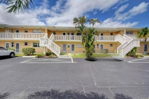 Condo in Boynton Beach, Florida, 1 bedroom  № 1966531 - photo 13