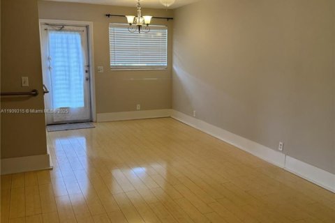 Condo in Boynton Beach, Florida, 1 bedroom  № 1966531 - photo 3