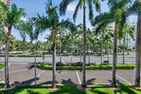 Condo in Fort Lauderdale, Florida, 2 bedrooms  № 2422202 - photo 22