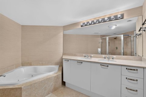 Condo in Fort Lauderdale, Florida, 2 bedrooms  № 2422202 - photo 15