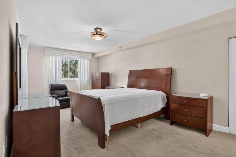Condo in Fort Lauderdale, Florida, 2 bedrooms  № 2422202 - photo 14