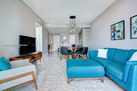 Copropriété à vendre à Miami, Floride: 1 chambre, 64.94 m2 № 1999541 - photo 3