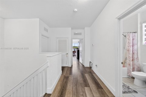 Touwnhouse à vendre à Homestead, Floride: 4 chambres, 181.35 m2 № 1994334 - photo 25