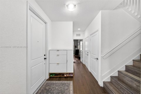 Touwnhouse à vendre à Homestead, Floride: 4 chambres, 181.35 m2 № 1994334 - photo 9