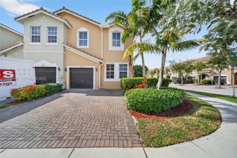 Touwnhouse à vendre à Homestead, Floride: 4 chambres, 181.35 m2 № 1994334 - photo 3