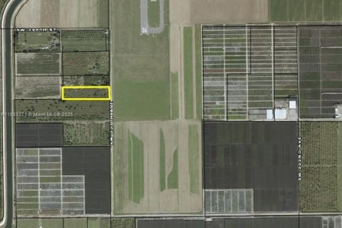 Propiedad comercial en venta en Homestead, Florida № 1811390 - foto 3