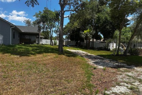 House in Deltona, Florida 3 bedrooms, 100.15 sq.m. № 2196064 - photo 30