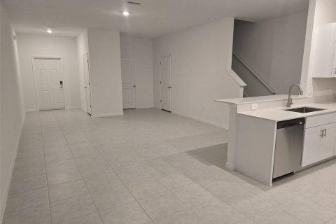 Townhouse in Parrish, Florida 3 bedrooms, 154.78 sq.m. № 2267014 - photo 8