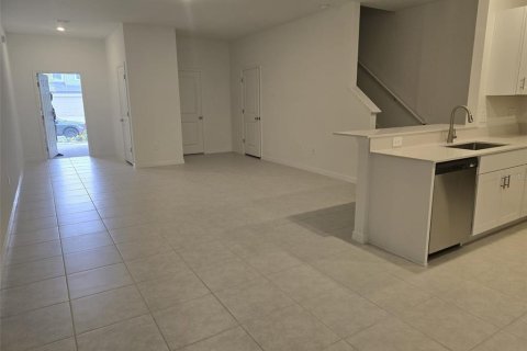 Townhouse in Parrish, Florida 3 bedrooms, 154.78 sq.m. № 2267014 - photo 27