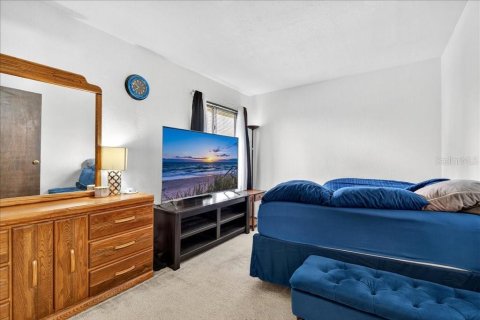 Condo in Daytona Beach, Florida, 2 bedrooms  № 1801411 - photo 16
