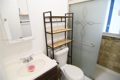 Villa ou maison à vendre à Miami Gardens, Floride: 3 chambres, 94.02 m2 № 1927488 - photo 26