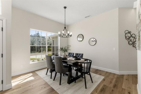 House in Spring Hill, Florida 5 bedrooms, 231.7 sq.m. № 2429438 - photo 13