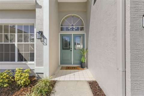 House in Spring Hill, Florida 5 bedrooms, 231.7 sq.m. № 2429438 - photo 6