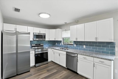 Casa en venta en Gainesville, Florida, 3 dormitorios, 124.77 m2 № 1835330 - foto 9
