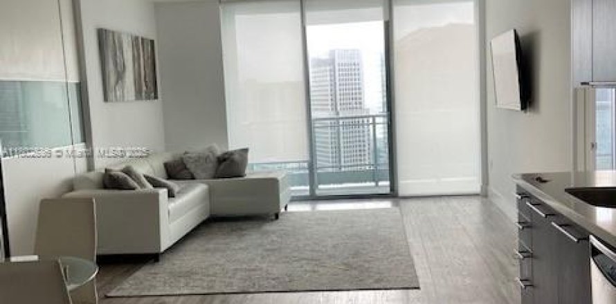 Condo in Miami, Florida, 2 bedrooms  № 1685986