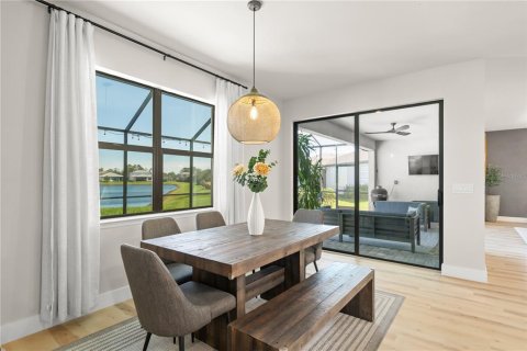Casa en venta en North Port, Florida, 5 dormitorios, 339.28 m2 № 2386144 - foto 10
