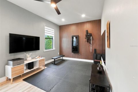 Casa en venta en North Port, Florida, 5 dormitorios, 339.28 m2 № 2386144 - foto 29