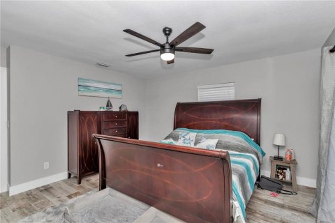 House in Crystal River, Florida 3 bedrooms, 119.29 sq.m. № 1876762 - photo 8