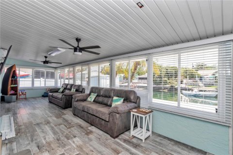 House in Crystal River, Florida 3 bedrooms, 119.29 sq.m. № 1876762 - photo 26