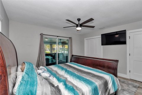 House in Crystal River, Florida 3 bedrooms, 119.29 sq.m. № 1876762 - photo 11