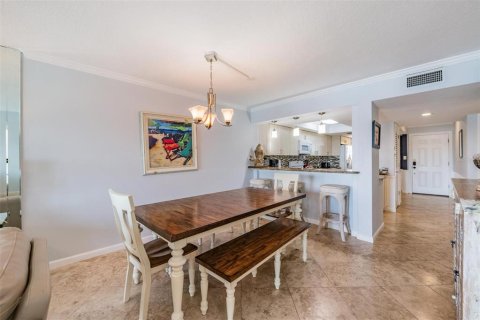 Condominio en venta en Treasure Island, Florida, 2 dormitorios, 105.91 m2 № 2226707 - foto 12