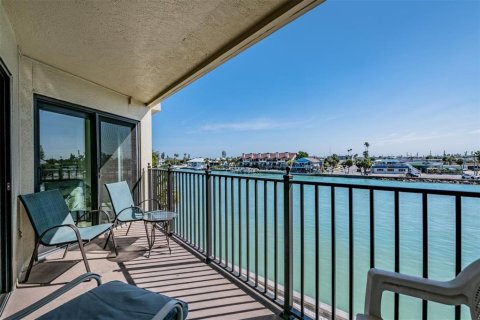 Condominio en venta en Treasure Island, Florida, 2 dormitorios, 105.91 m2 № 2226707 - foto 21