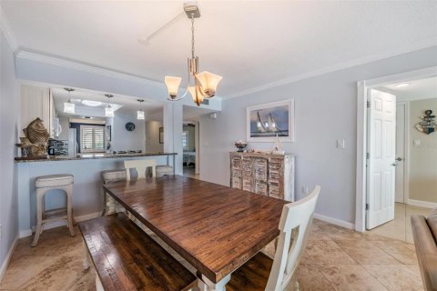Condominio en venta en Treasure Island, Florida, 2 dormitorios, 105.91 m2 № 2226707 - foto 13