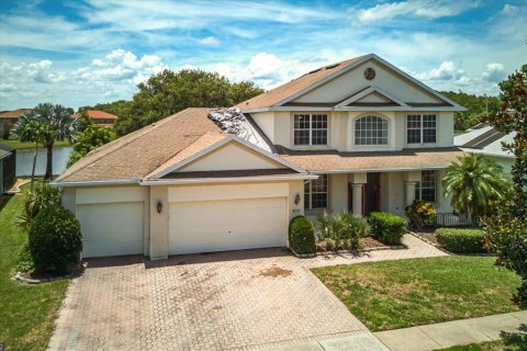House in Kissimmee, Florida 5 bedrooms, 318.19 sq.m. № 1793155 - photo 30