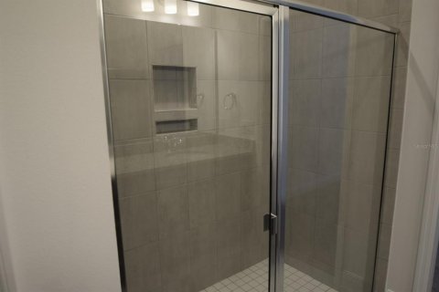 Снять в аренду таунхаус в Орландо, Флорида 10 комнат, 185.8м2, № 1744723 - фото 21
