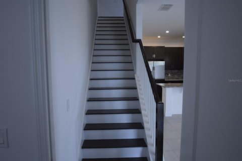 Touwnhouse à louer à Orlando, Floride: 3 chambres, 185.8 m2 № 1744723 - photo 20