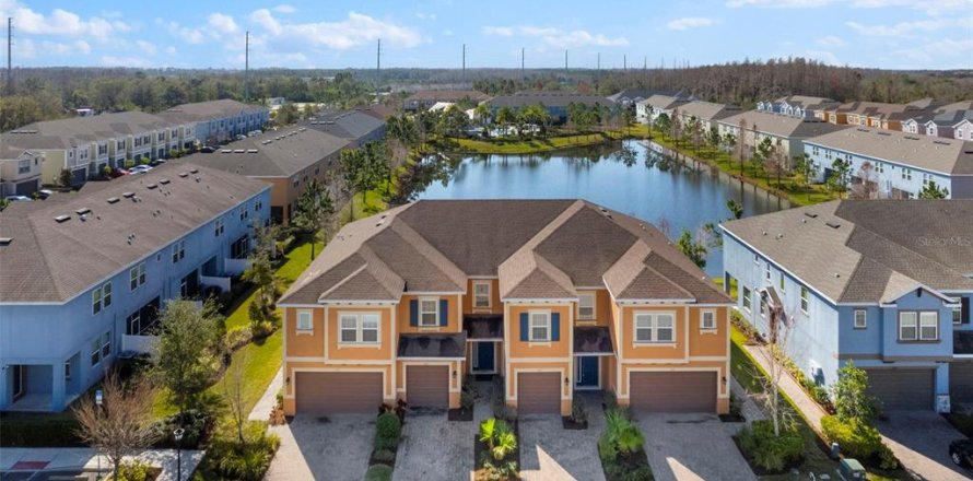 Touwnhouse à Lutz, Floride 3 chambres, 151.62 m2 № 1620137