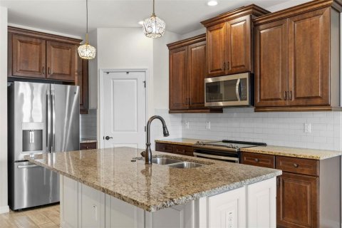 Touwnhouse à vendre à Lutz, Floride: 3 chambres, 151.62 m2 № 1620137 - photo 9