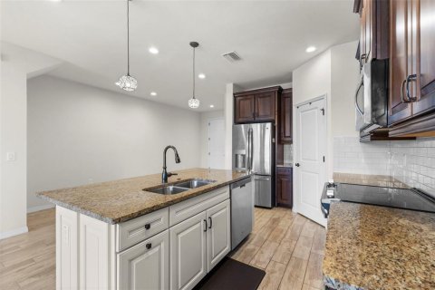 Touwnhouse à vendre à Lutz, Floride: 3 chambres, 151.62 m2 № 1620137 - photo 11