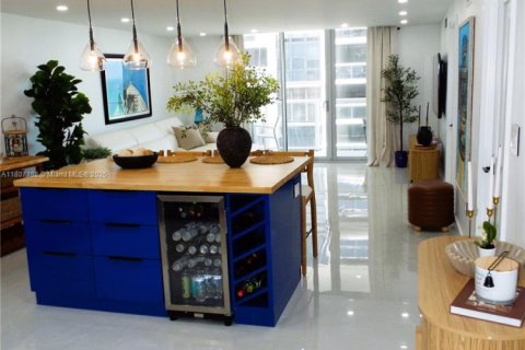 Condominio en venta en Miami Beach, Florida, 2 dormitorios, 76.64 m2 № 1741313 - foto 21