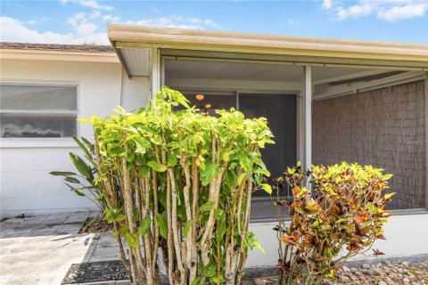 Condo in Bradenton, Florida, 1 bedroom  № 1747611 - photo 6