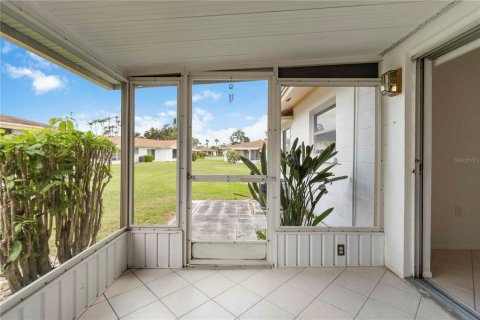 Condo in Bradenton, Florida, 1 bedroom  № 1747611 - photo 26