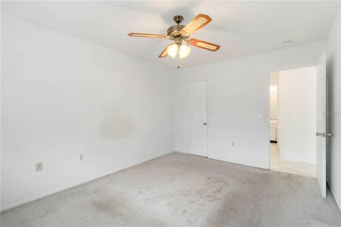 Condo in Bradenton, Florida, 1 bedroom  № 1747611 - photo 19