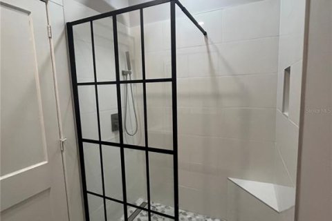 Снять в аренду квартиру в Тампа, Флорида 3 комнаты, 91.23м2, № 1800060 - фото 11