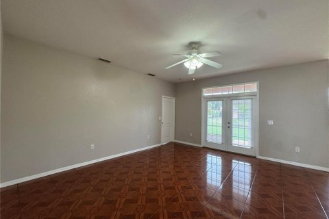 Casa en alquiler en Dundee, Florida, 3 dormitorios, 169.45 m2 № 1916909 - foto 3