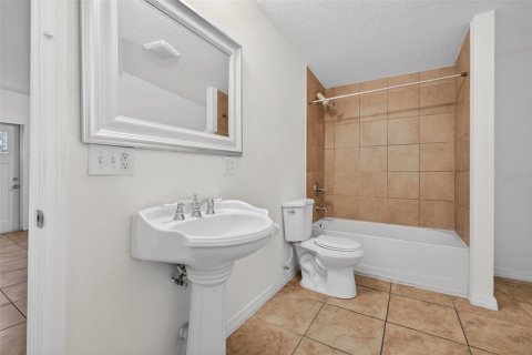 Commercial property in Tampa, Florida 311.32 sq.m. № 2107204 - photo 14