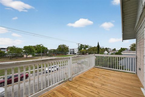 Commercial property in Tampa, Florida 311.32 sq.m. № 2107204 - photo 24