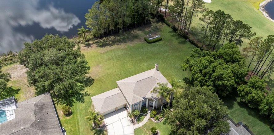 Villa ou maison à Lutz, Floride 5 chambres, 304.35 m2 № 2142697