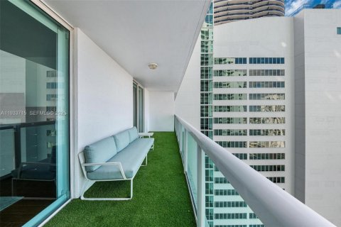 Condominio en venta en Miami, Florida, 1 dormitorio, 76.37 m2 № 1993485 - foto 15