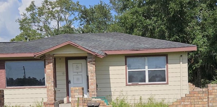 Casa en Inverness, Florida 3 dormitorios, 312.15 m2 № 1841502