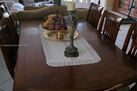 Condominio en venta en Pembroke Pines, Florida, 2 dormitorios, 142.42 m2 № 1952455 - foto 6