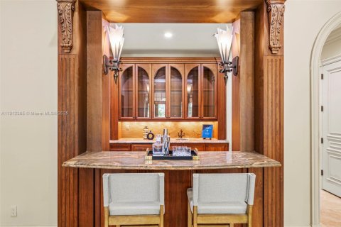 Casa en venta en Miami, Florida, 7 dormitorios, 788.28 m2 № 1968710 - foto 19